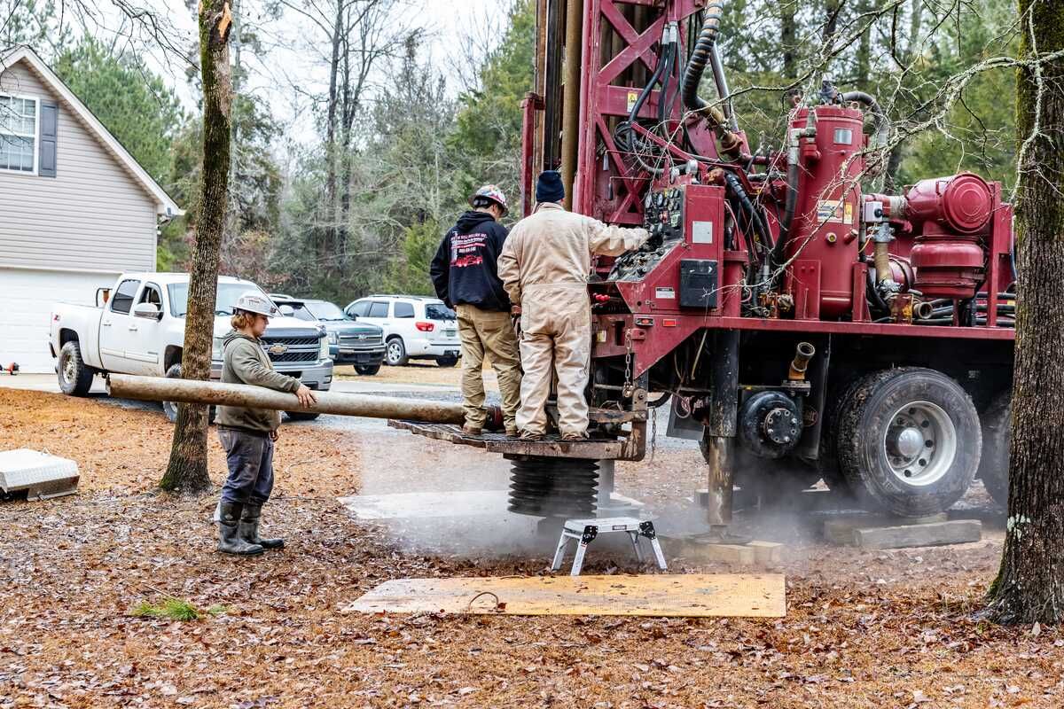 Austin Drilling crew working at the drilling rig